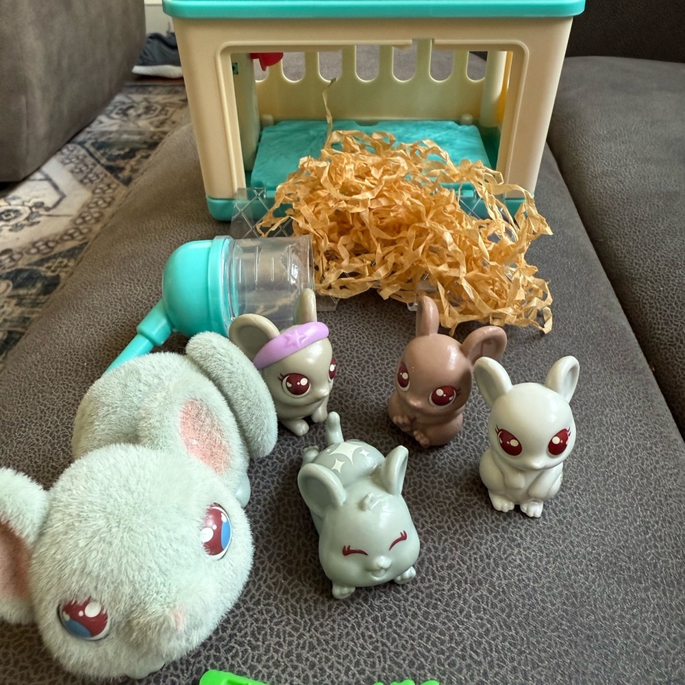 Little live pets. Mouse family